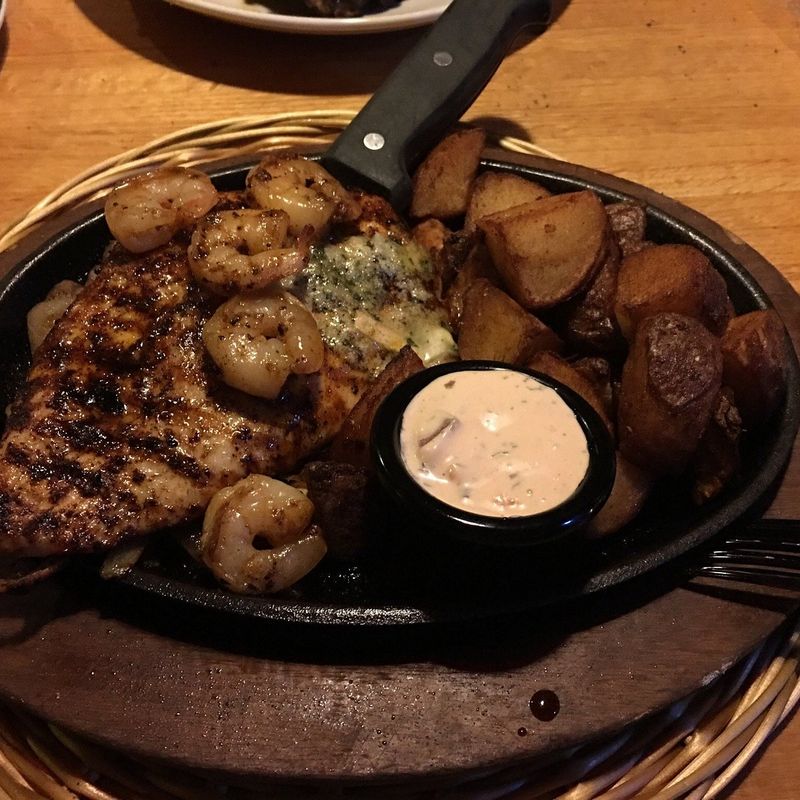 Applebee's: Microwaved Mediocrity