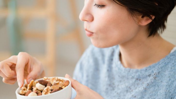 After Losing 120 Pounds, These 10 Foods Are Gone For Good (And These 5 Are Staples)