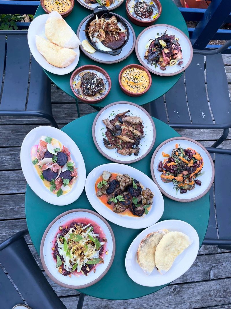 Phōs – Catskill, NY