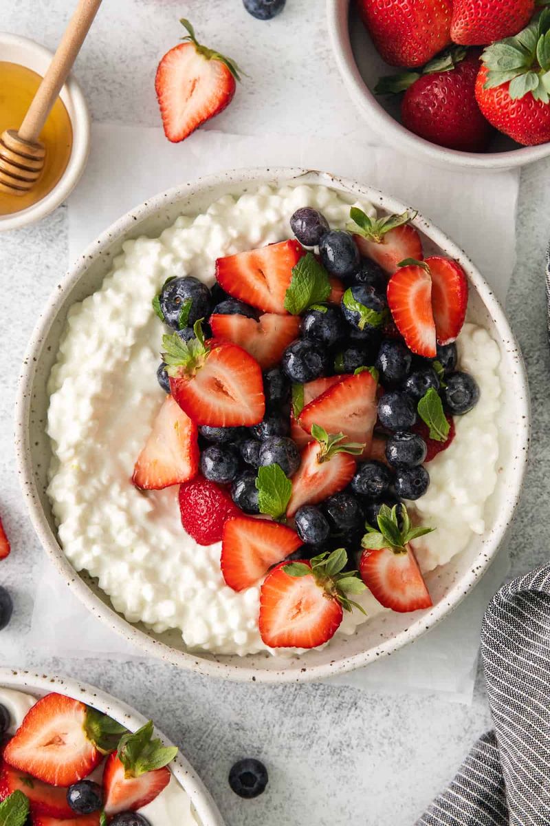 Cottage Cheese With Berries