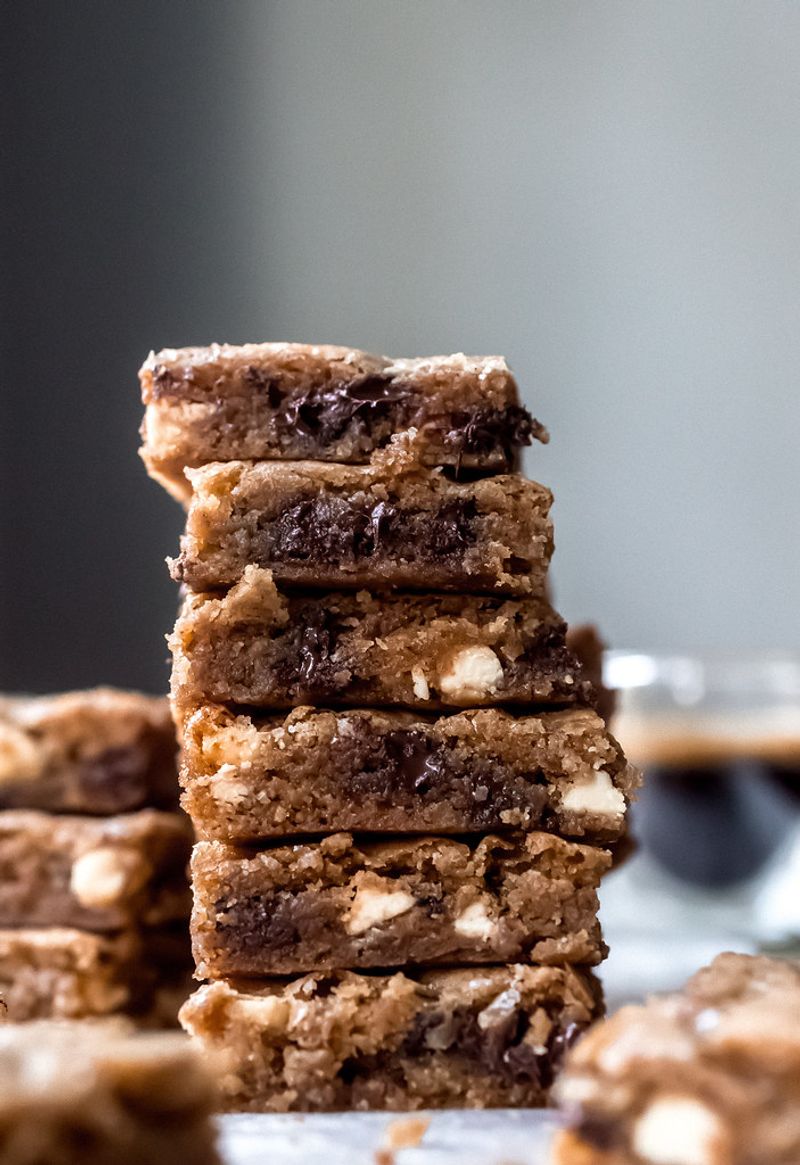 Mocha Espresso Cookie Bars