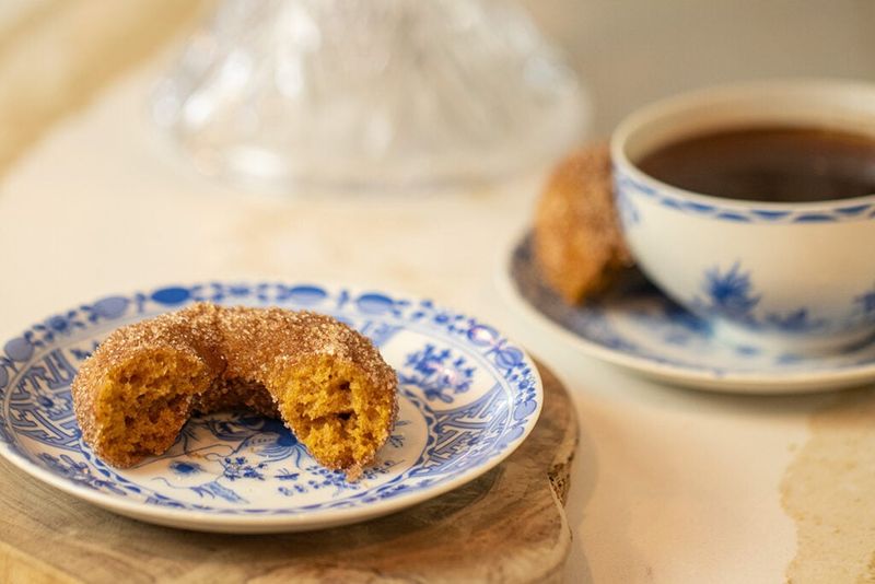 Pumpkin Spice Donuts