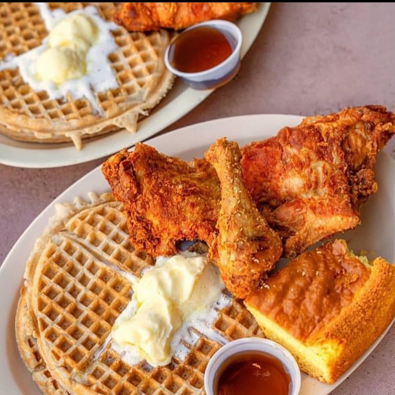 California: Roscoe's House Of Chicken And Waffles