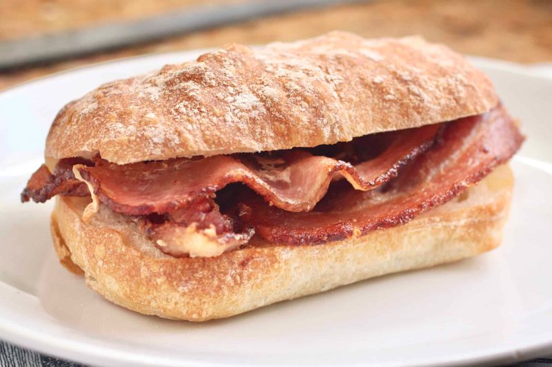 Bacon Sandwich (Grilled, No Butter)