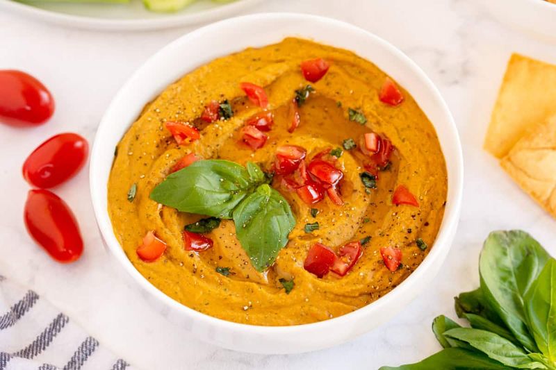 Tomato & Basil Hummus