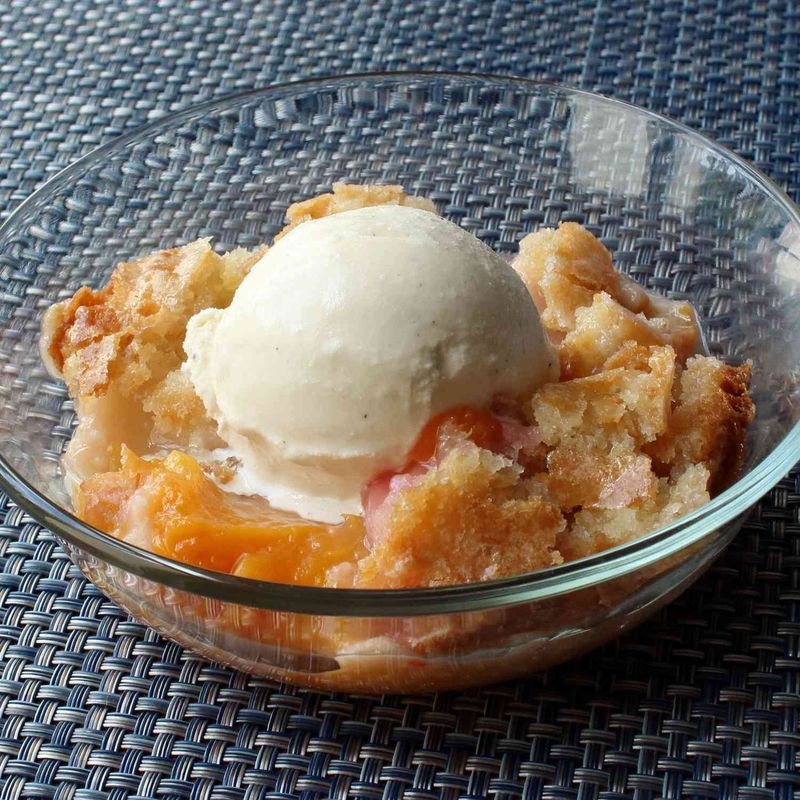 Peach Cobbler With Vanilla Ice Cream