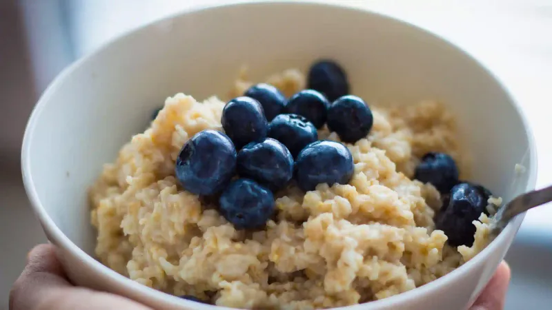 Oatmeal Offers Steady Emotions