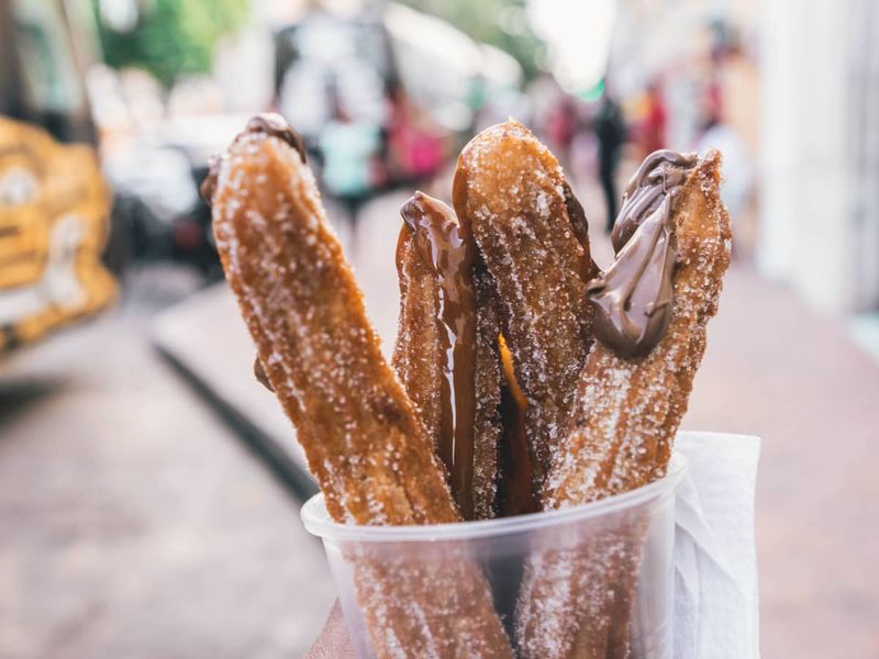 Churros Con Chocolate