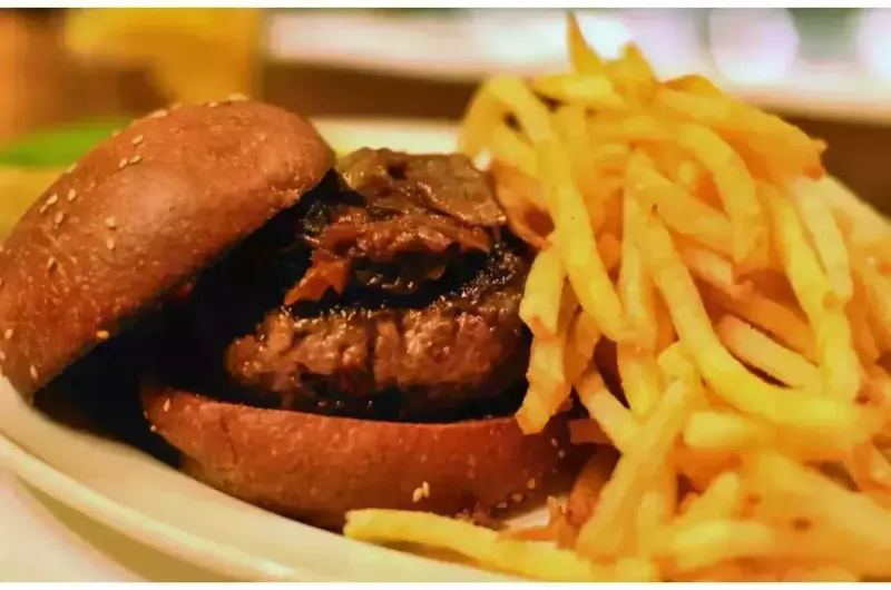 Bonus #2 – Puerto Rico – El Hamburger