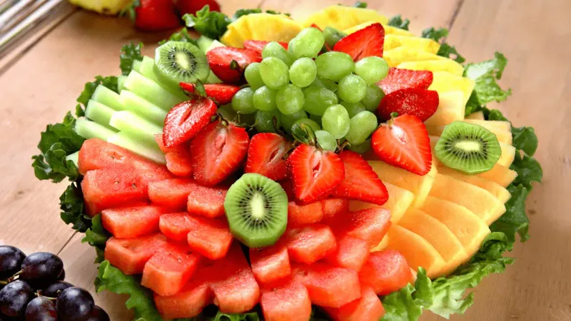 Pre-Cut Fruit Trays