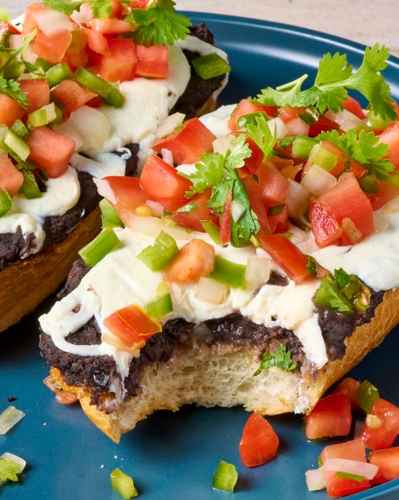 Molletes (Mexico)