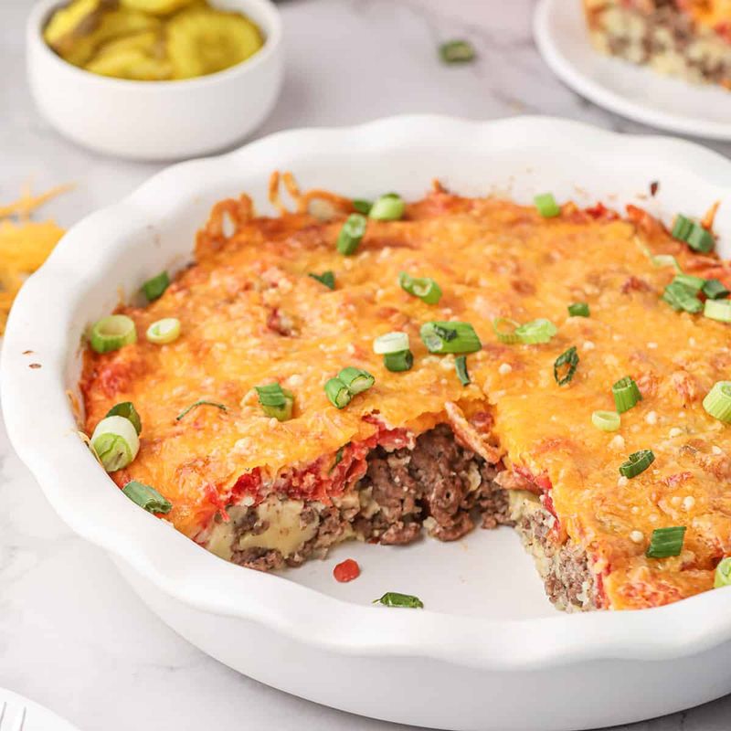 Impossibly Easy Cheeseburger Pie