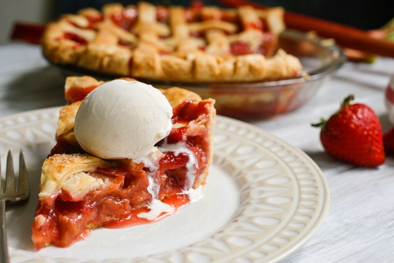Strawberry Rhubarb Pie