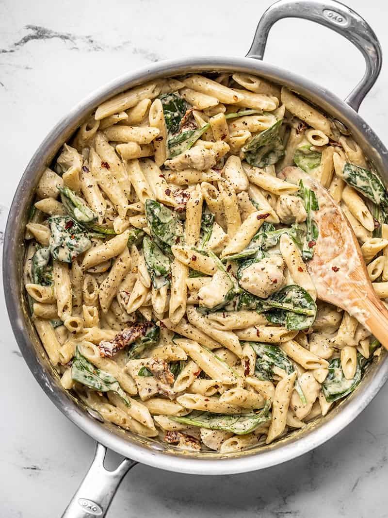 Creamy Pasta with Pesto and Chicken