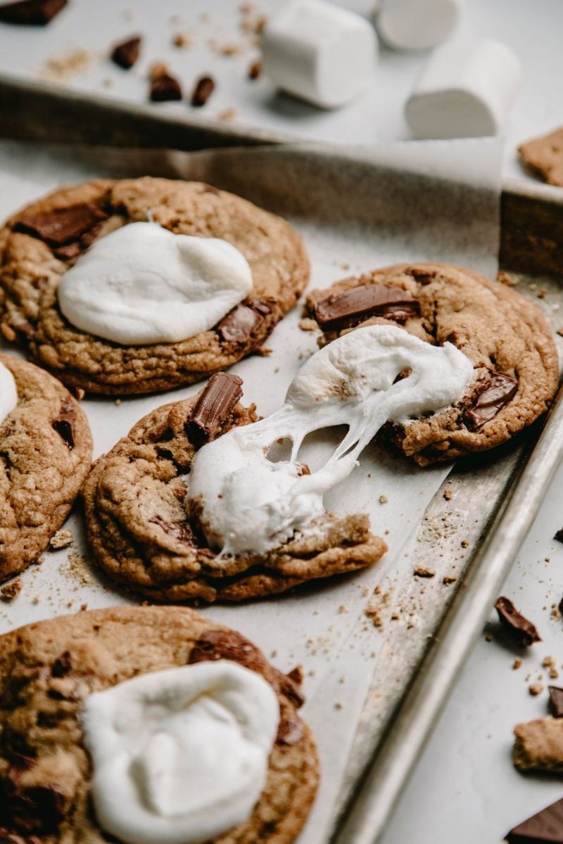 S'mores Biscuit Campfire Treats