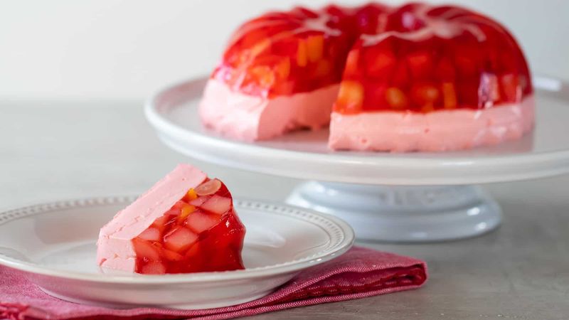 Jell-O Molds With Fruit Cocktail