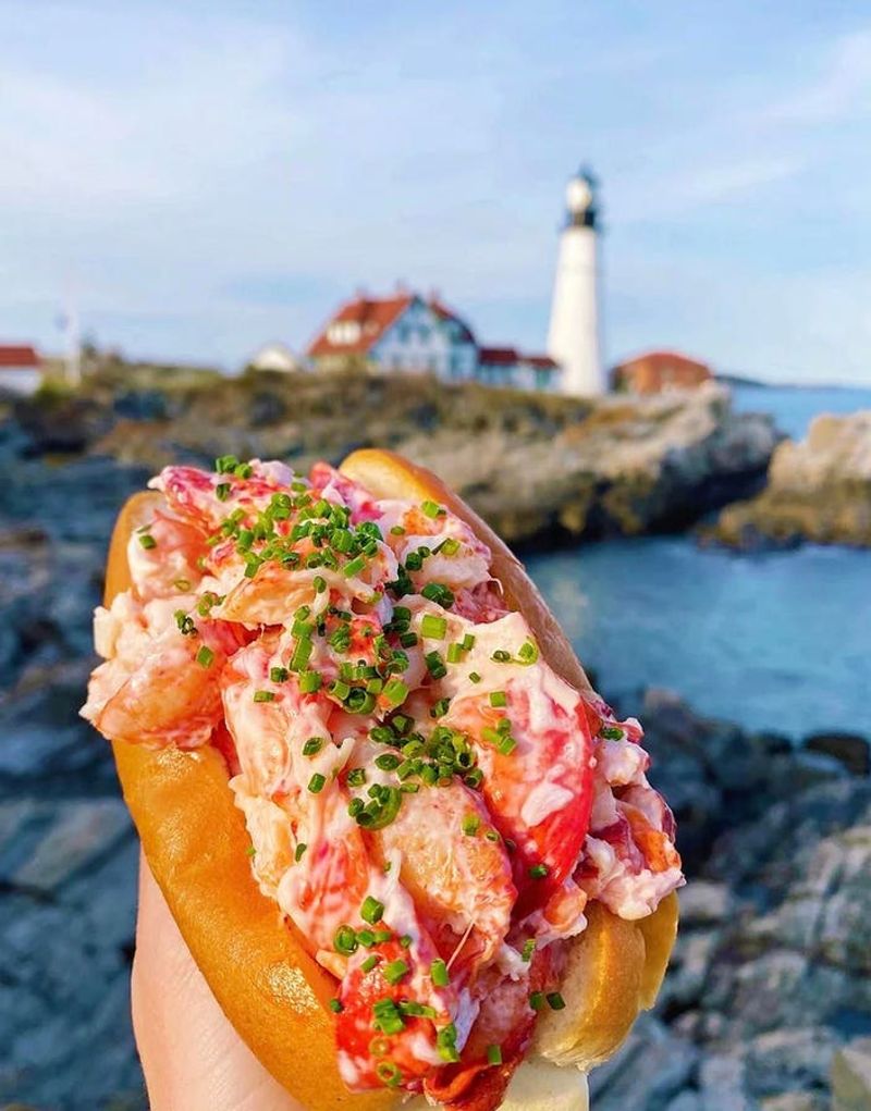 Maine Lobster Roll
