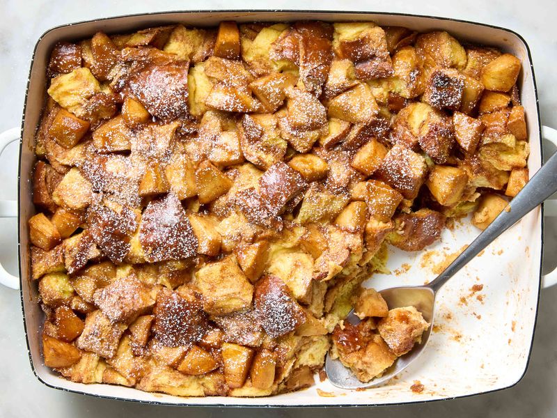 Apple Cinnamon Bread Pudding