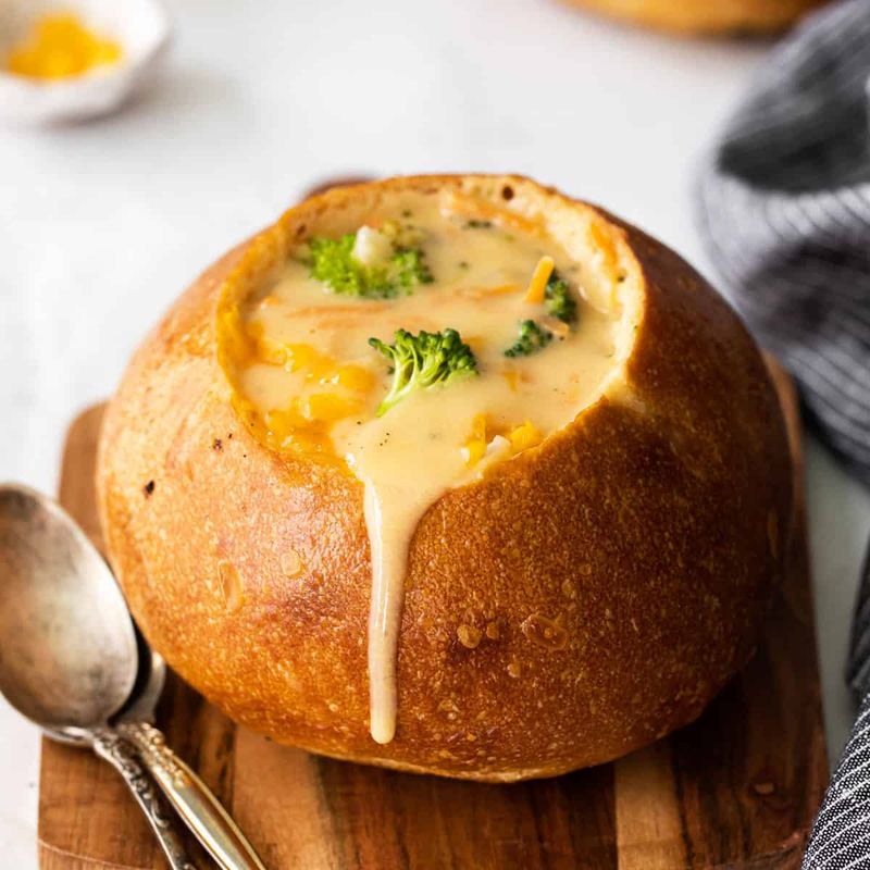 Panera Bread: Soup-in-Bread-Bowl Paradise