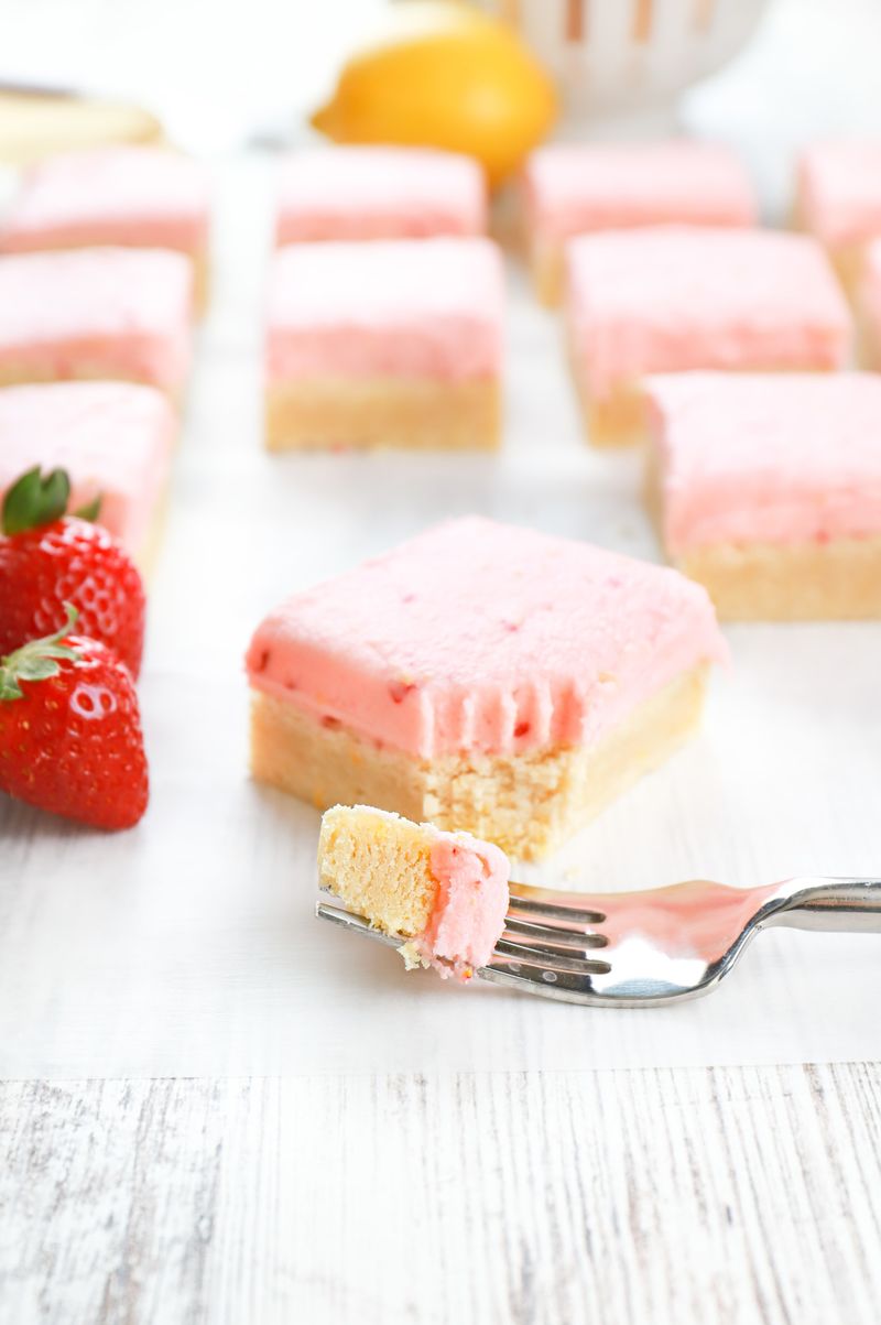 Strawberry Lemonade Squares
