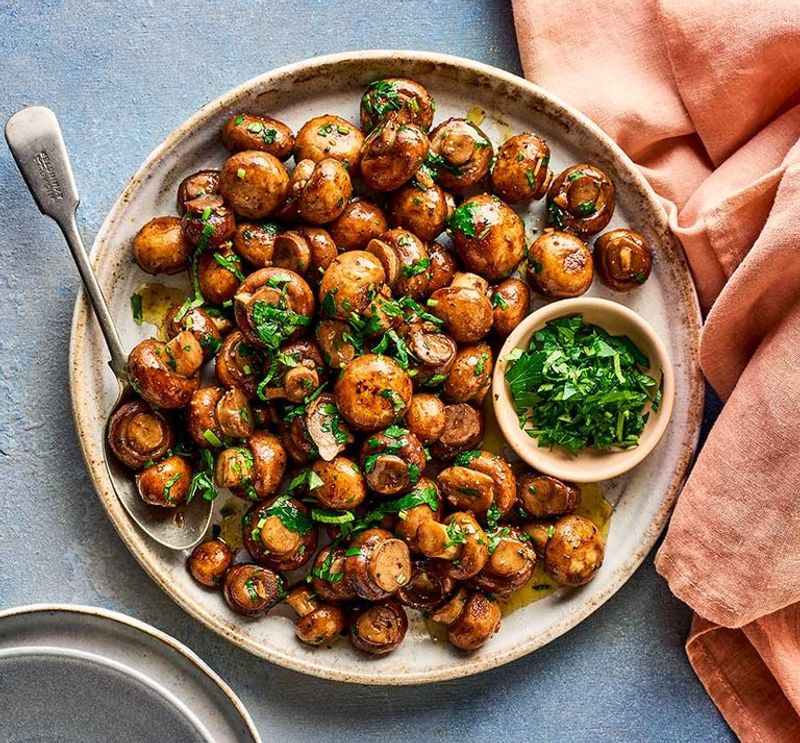 Sizzling Garlic Mushrooms