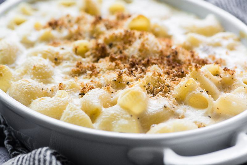 Truffle Gouda Mac With Breadcrumb Topping