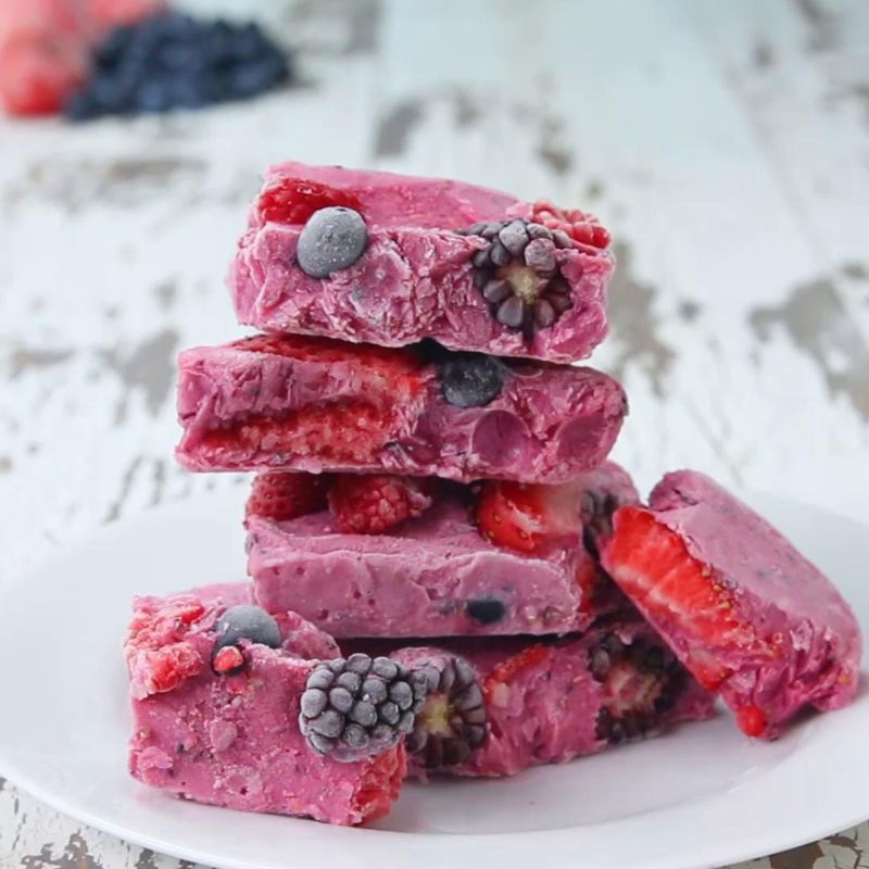 Frozen Yogurt Bark