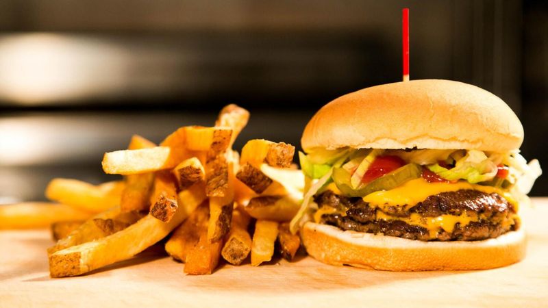 HiHo Cheeseburger