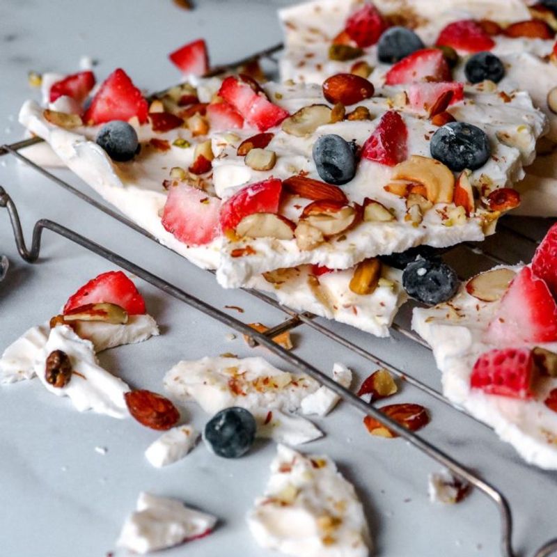 Frozen Yogurt Bark
