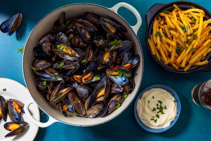 Moules Marinières: Mussels In White Wine