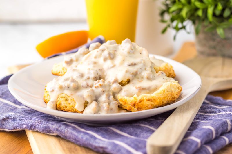 Cracker Barrel Biscuits And Gravy
