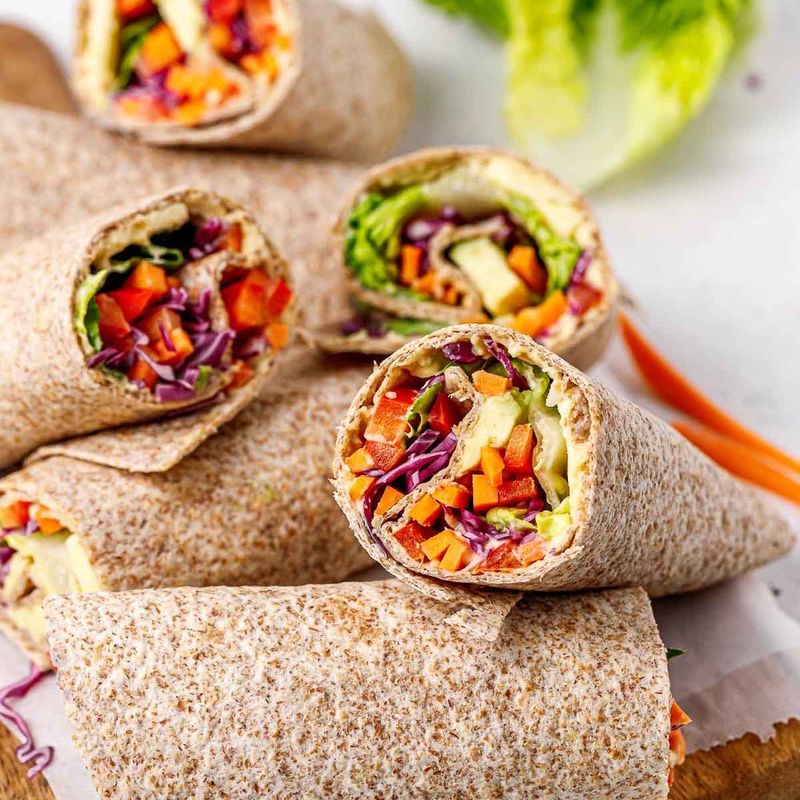 Monday Lunch: Rainbow Veggie Wraps