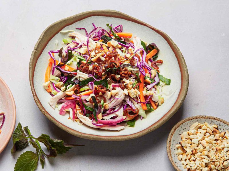 Vietnamese Cabbage And Chicken Slaw (Gỏi Bắp Cải)