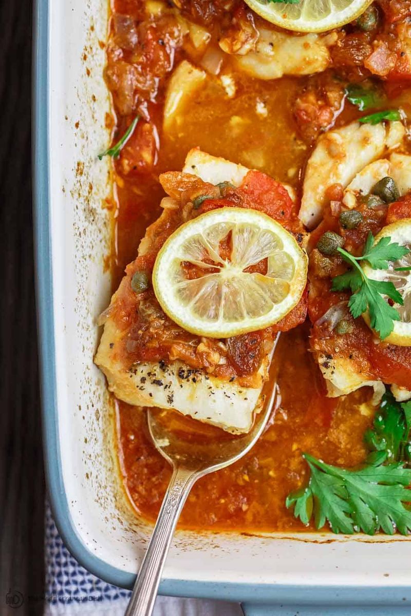 Mediterranean Garlic And Lemon Baked Fish