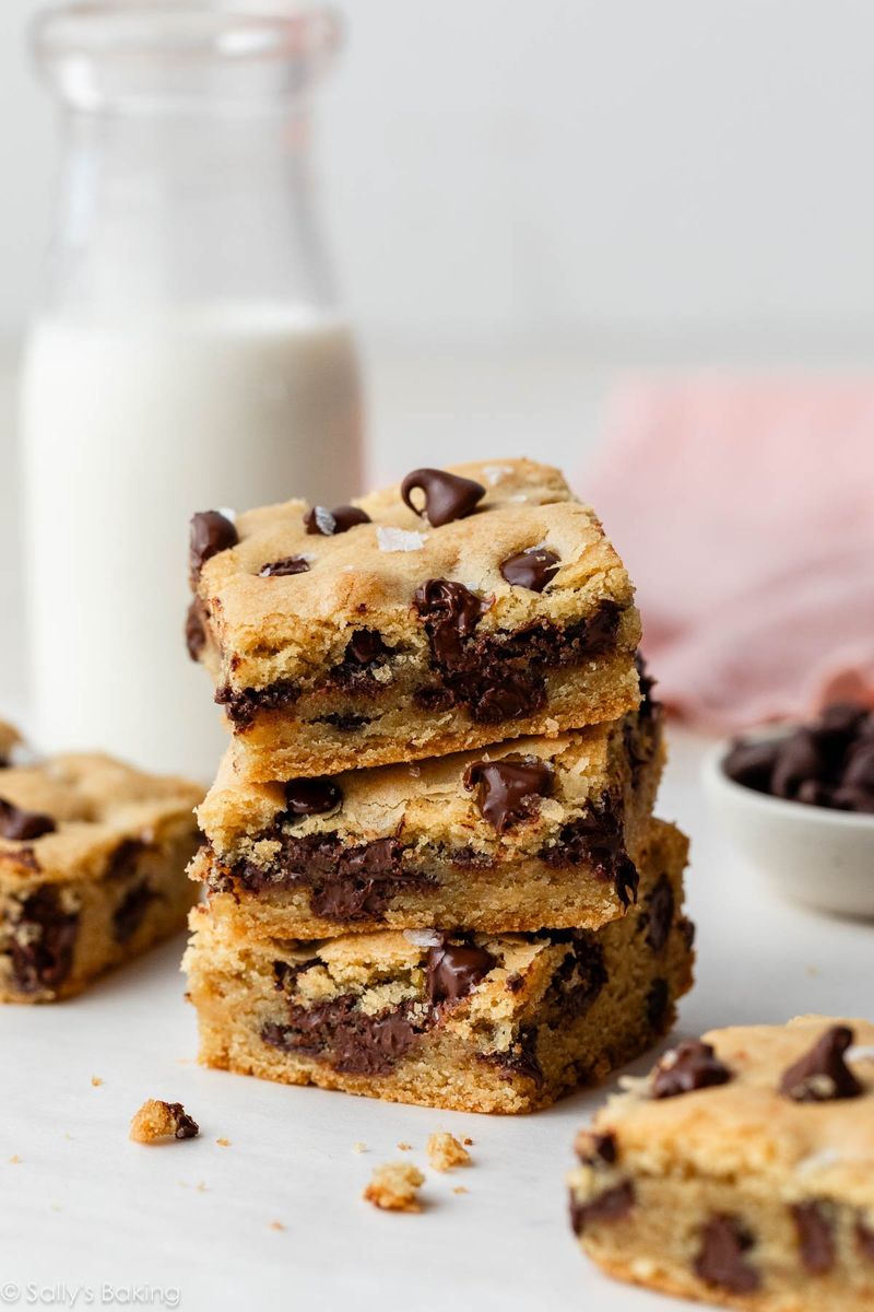 Classic Chocolate Chip Cookie Bars