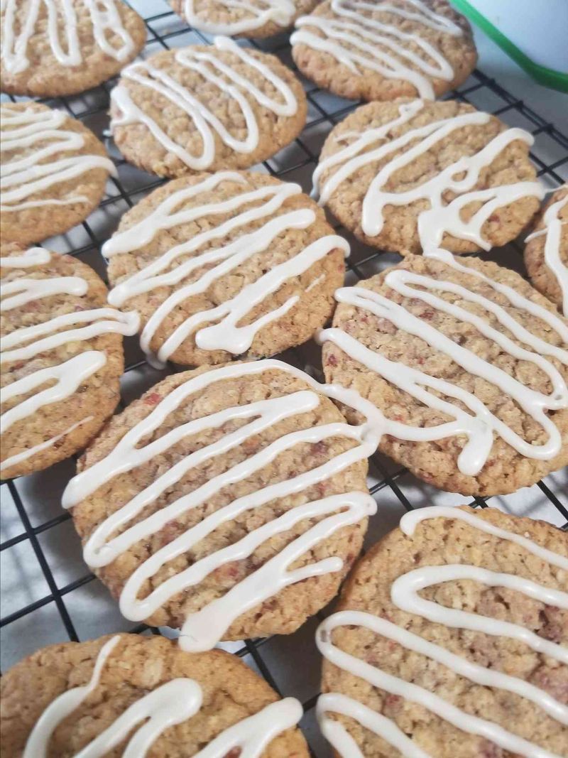 Maple Bacon Oatmeal Cookies