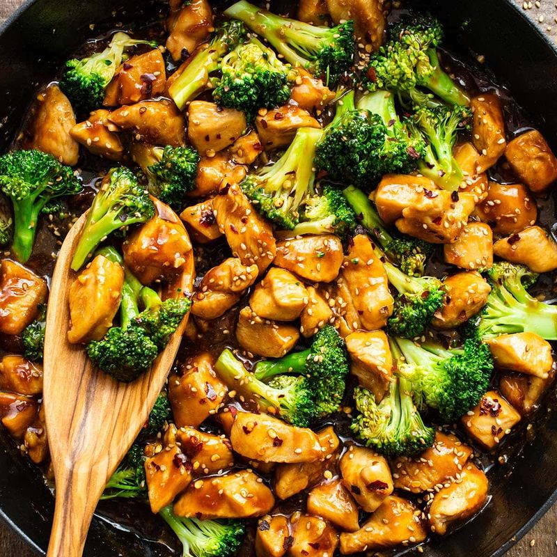 One-Pan Chicken And Broccoli Stir-Fry