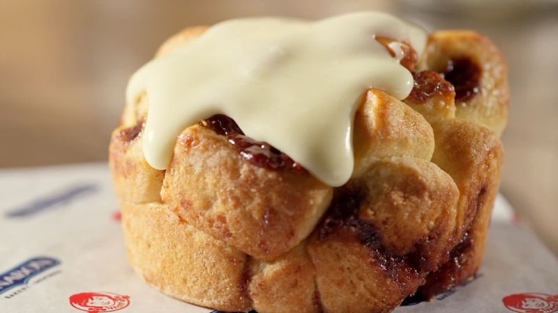 Wendy's Fresh-Baked Cinnamon Bars
