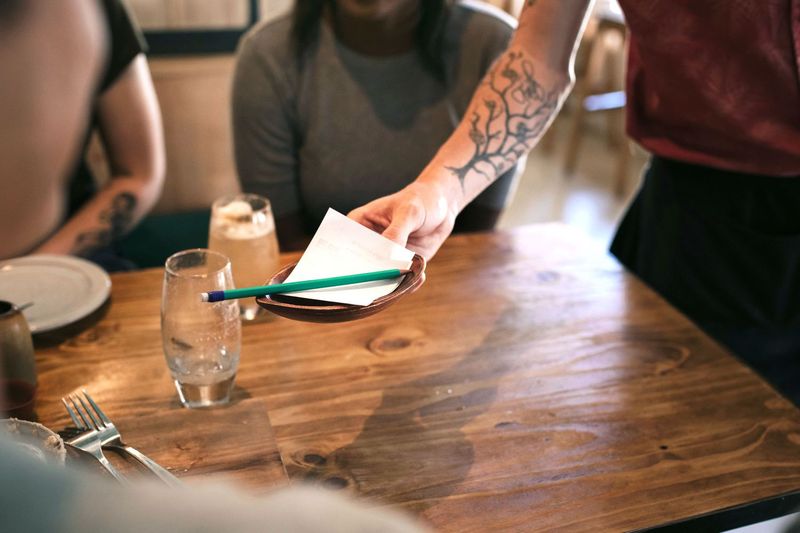 Offering To Split The Bill Fairly