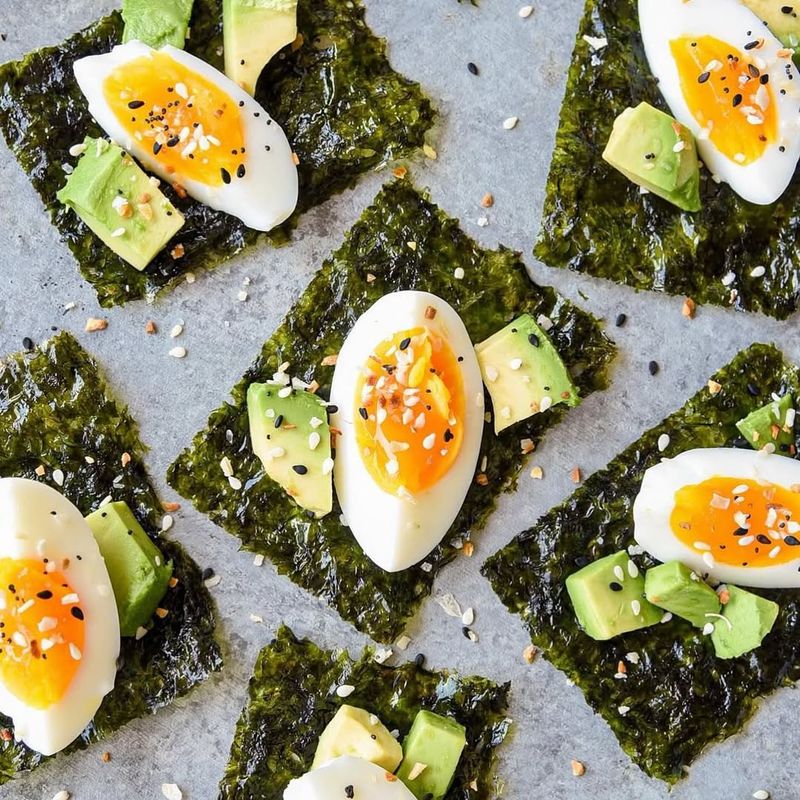 Seaweed Snacks With Hard-Boiled Eggs