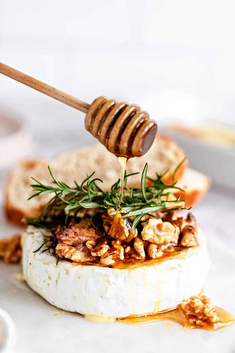 Baked Brie With Honey And Nuts