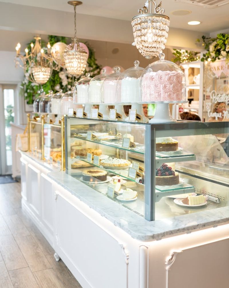 Indiana: The Cake Bake Shop