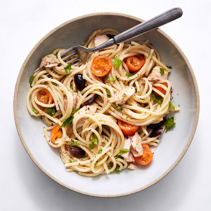 Tuna Pasta With Olives And Tomatoes