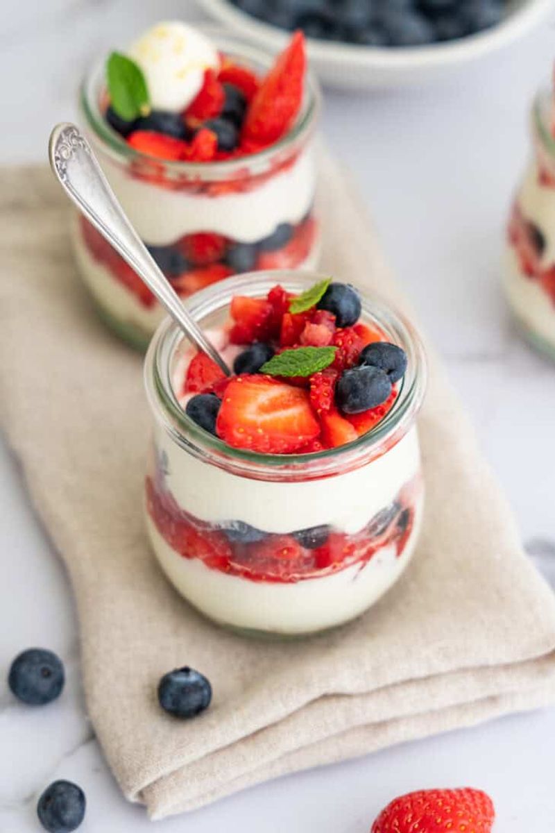 No-Bake Berry Cheesecake Jars