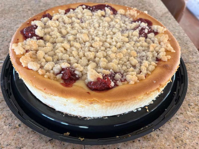 Strawberry Streusel Cheesecake