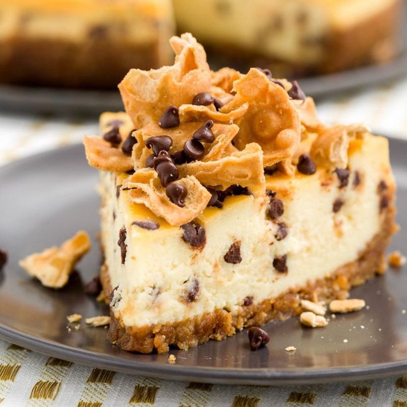 Cannoli Cheesecake Bars