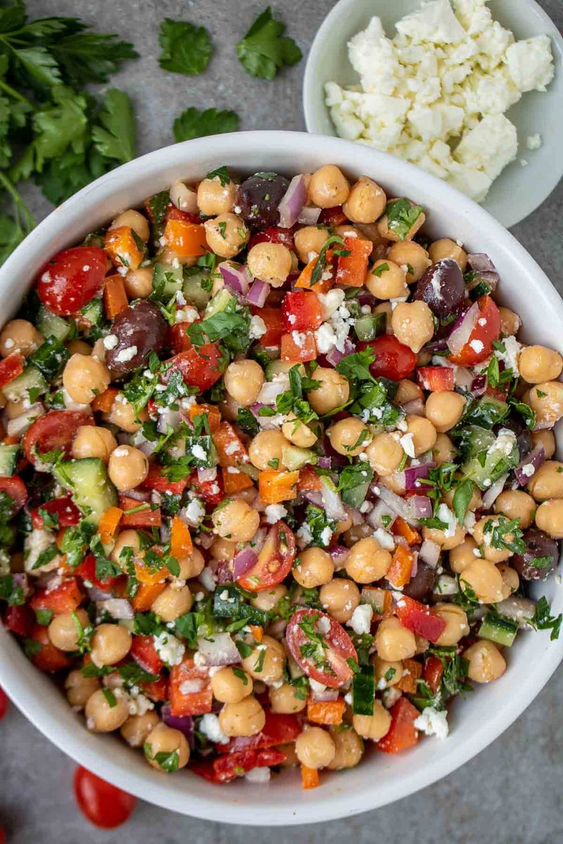 Mediterranean Chickpea Bowl