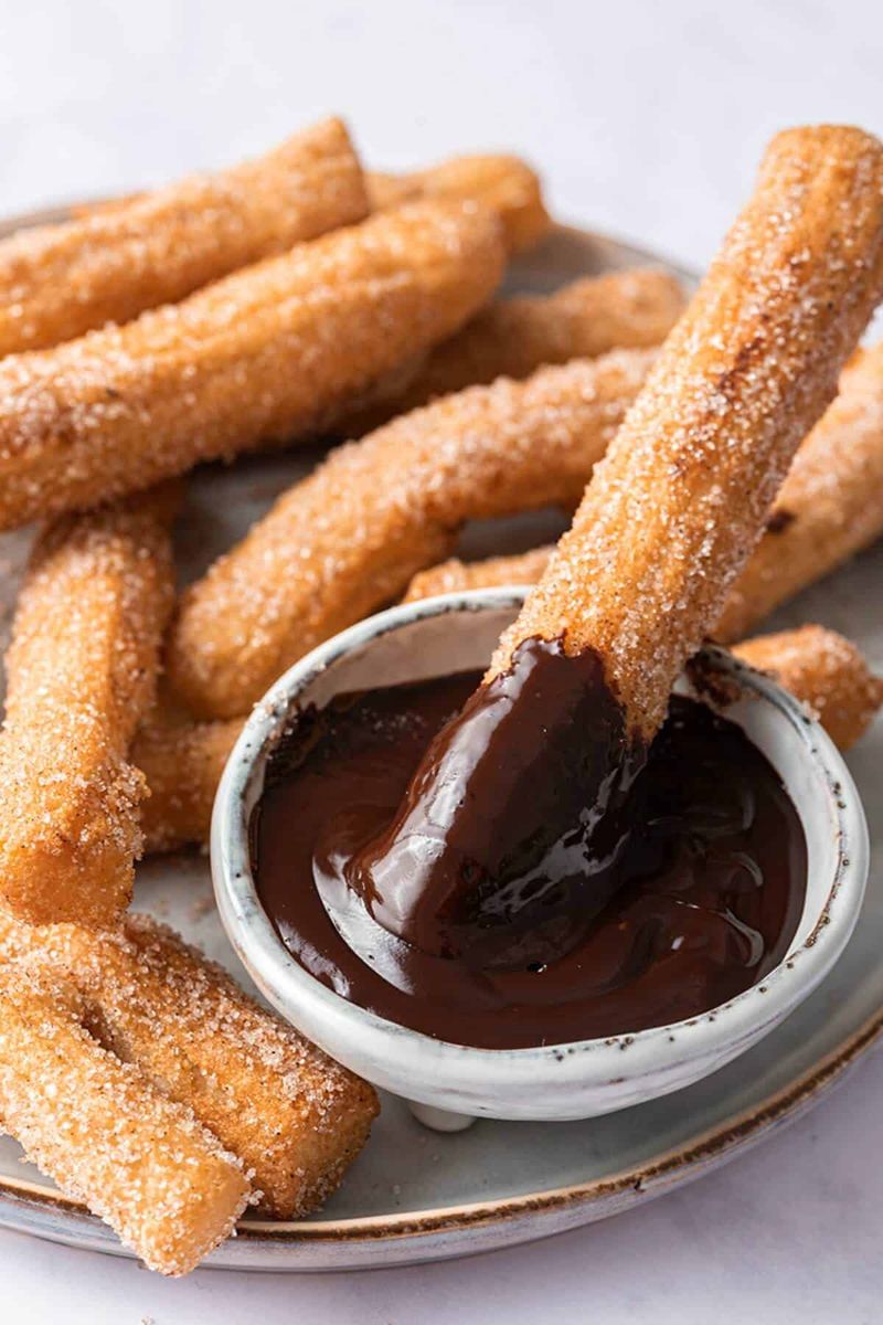Crispy Cinnamon Churros