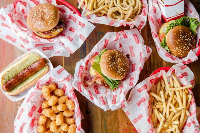 Massachusetts - Tasty Burger