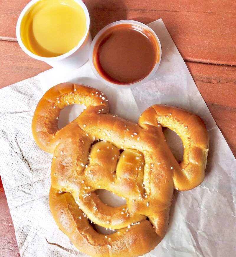 Mickey Pretzel